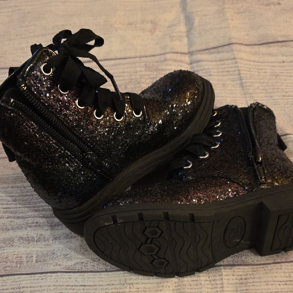 JoJo Siwa Black Glitter Combat Boots - Picture 4 of 6